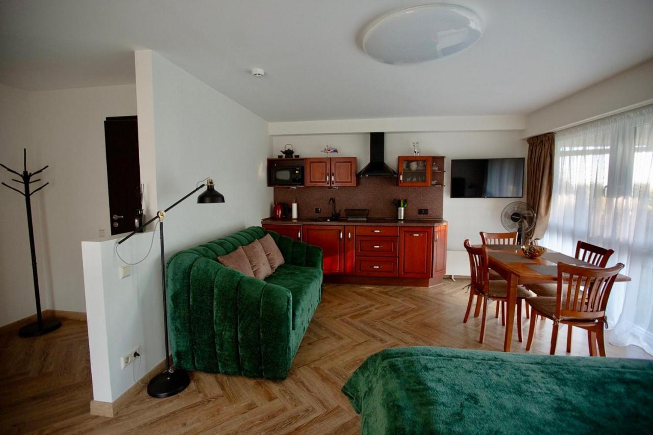 Apartamentai Peledu Atostogoms Nida Esterno foto