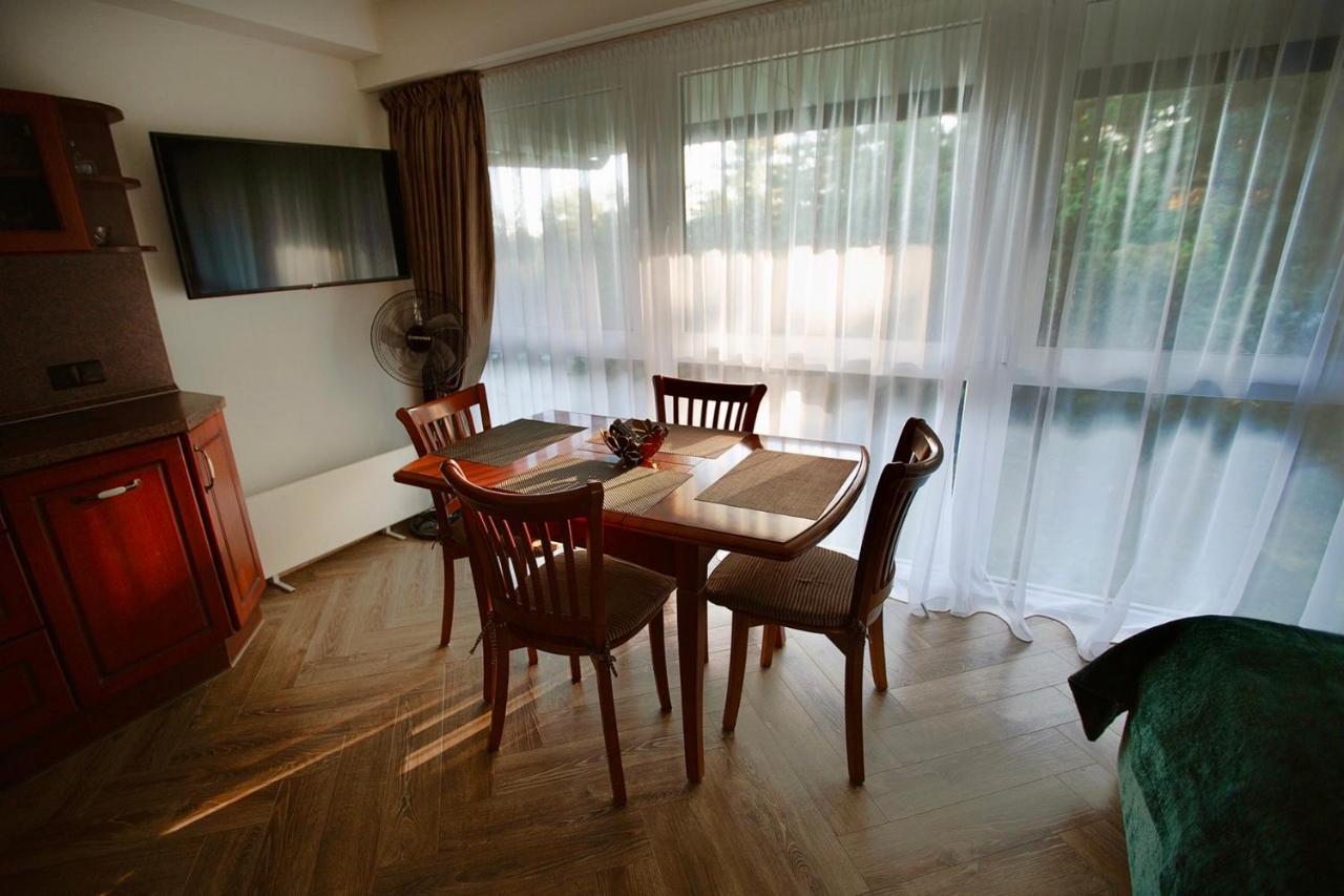 Apartamentai Peledu Atostogoms Nida Esterno foto